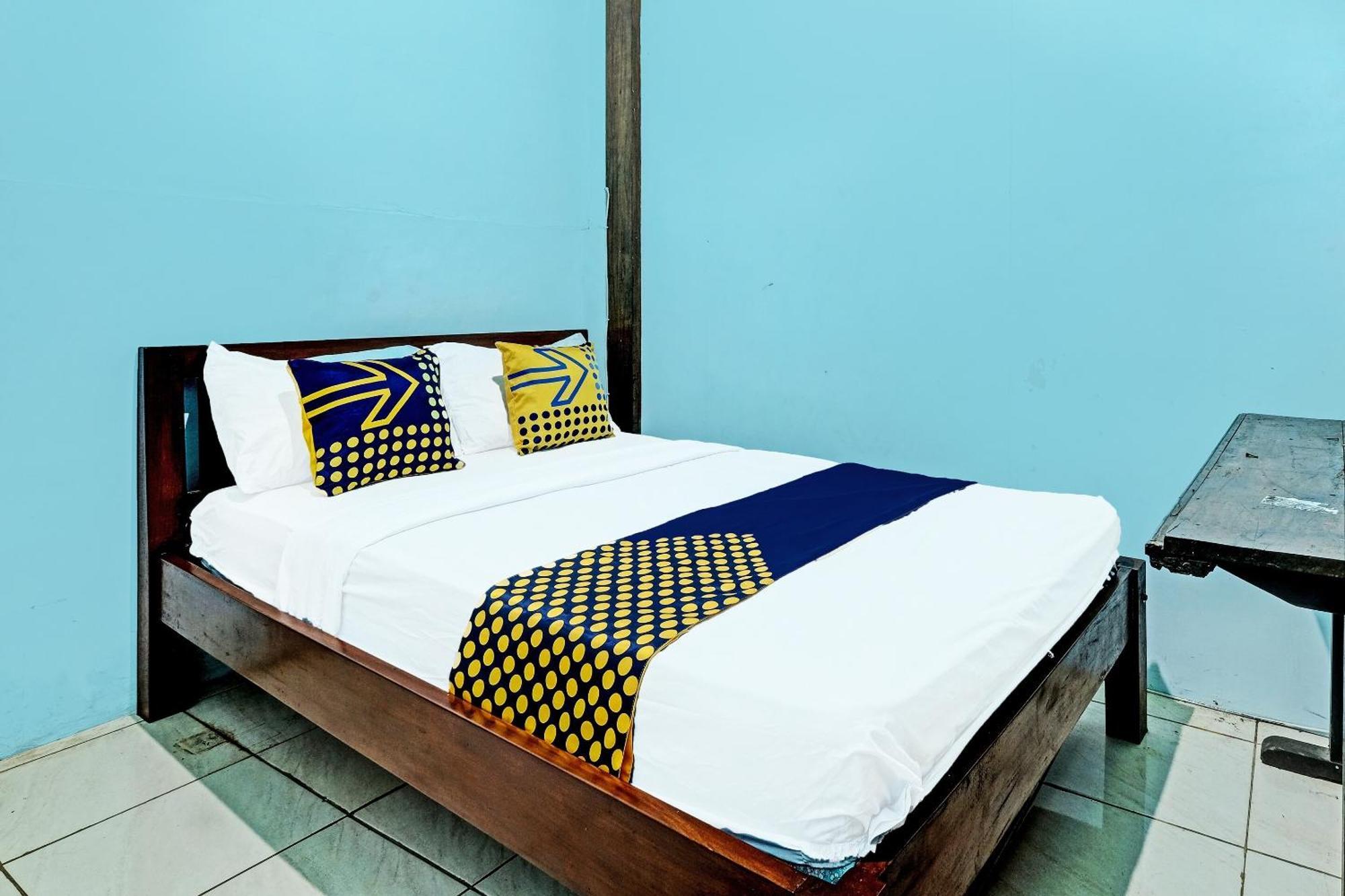 Spot On 91916 Joglo Doyong Homestay Syariah Yogyakarta Luaran gambar