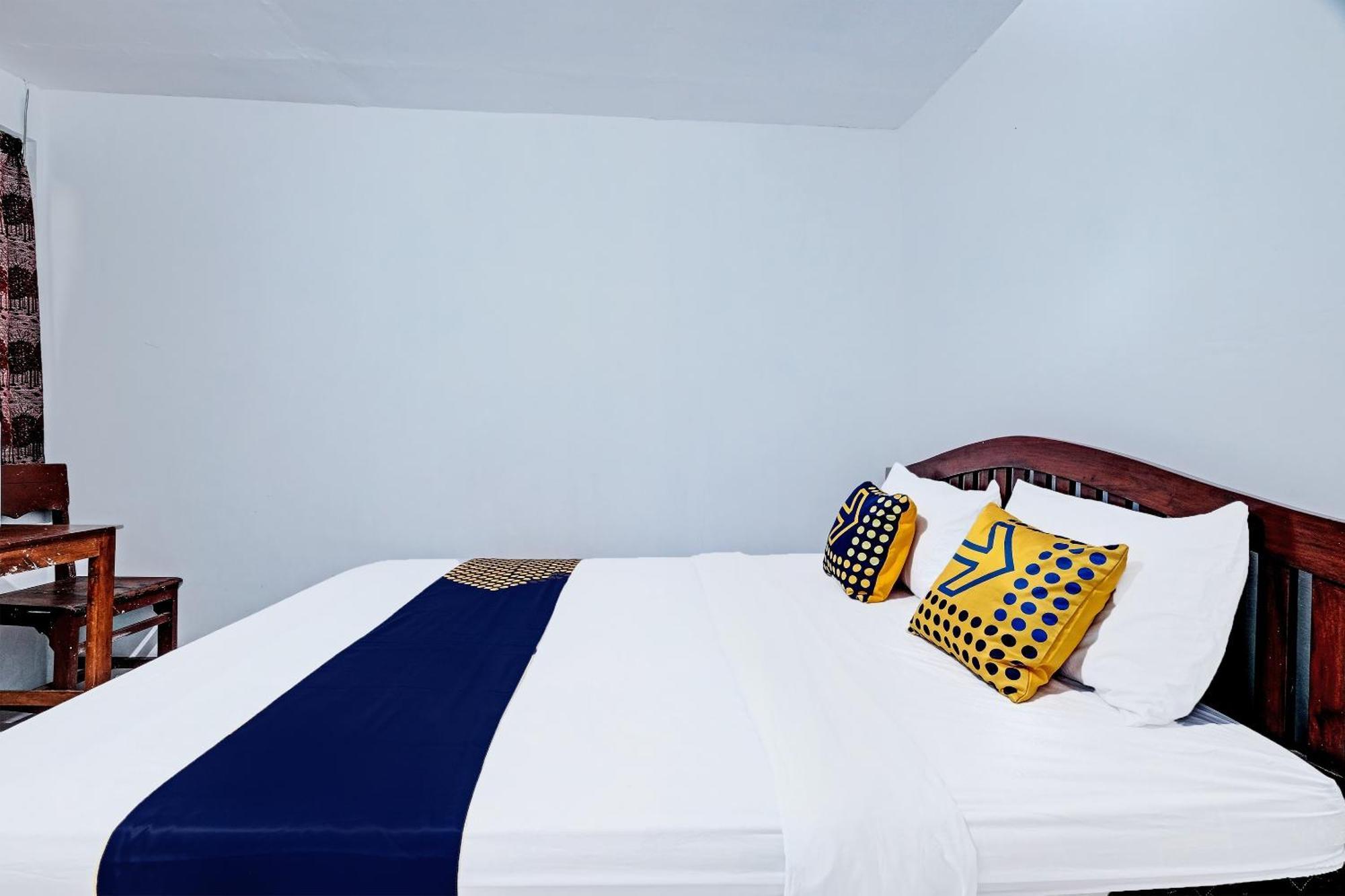 Spot On 91916 Joglo Doyong Homestay Syariah Yogyakarta Luaran gambar