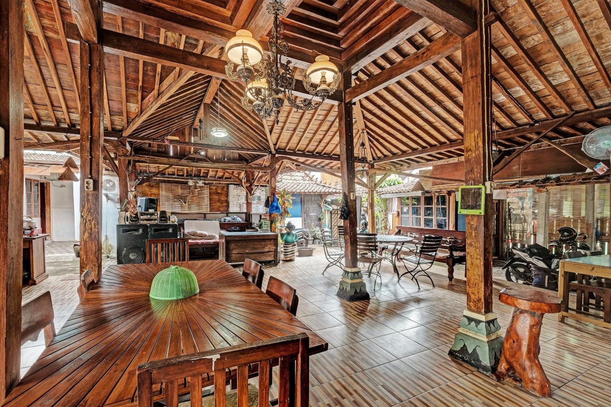Spot On 91916 Joglo Doyong Homestay Syariah Yogyakarta Luaran gambar