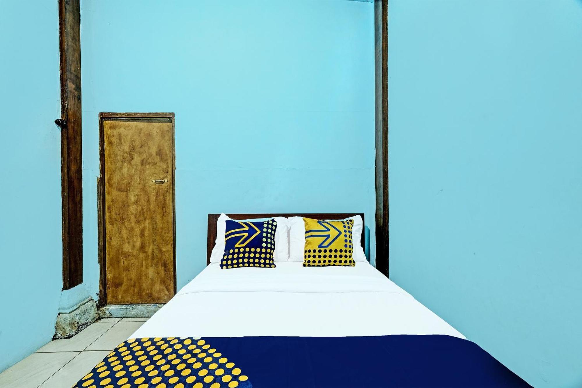 Spot On 91916 Joglo Doyong Homestay Syariah Yogyakarta Luaran gambar